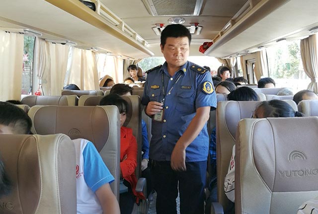 邵东三中“打非治违”保平安(图4)